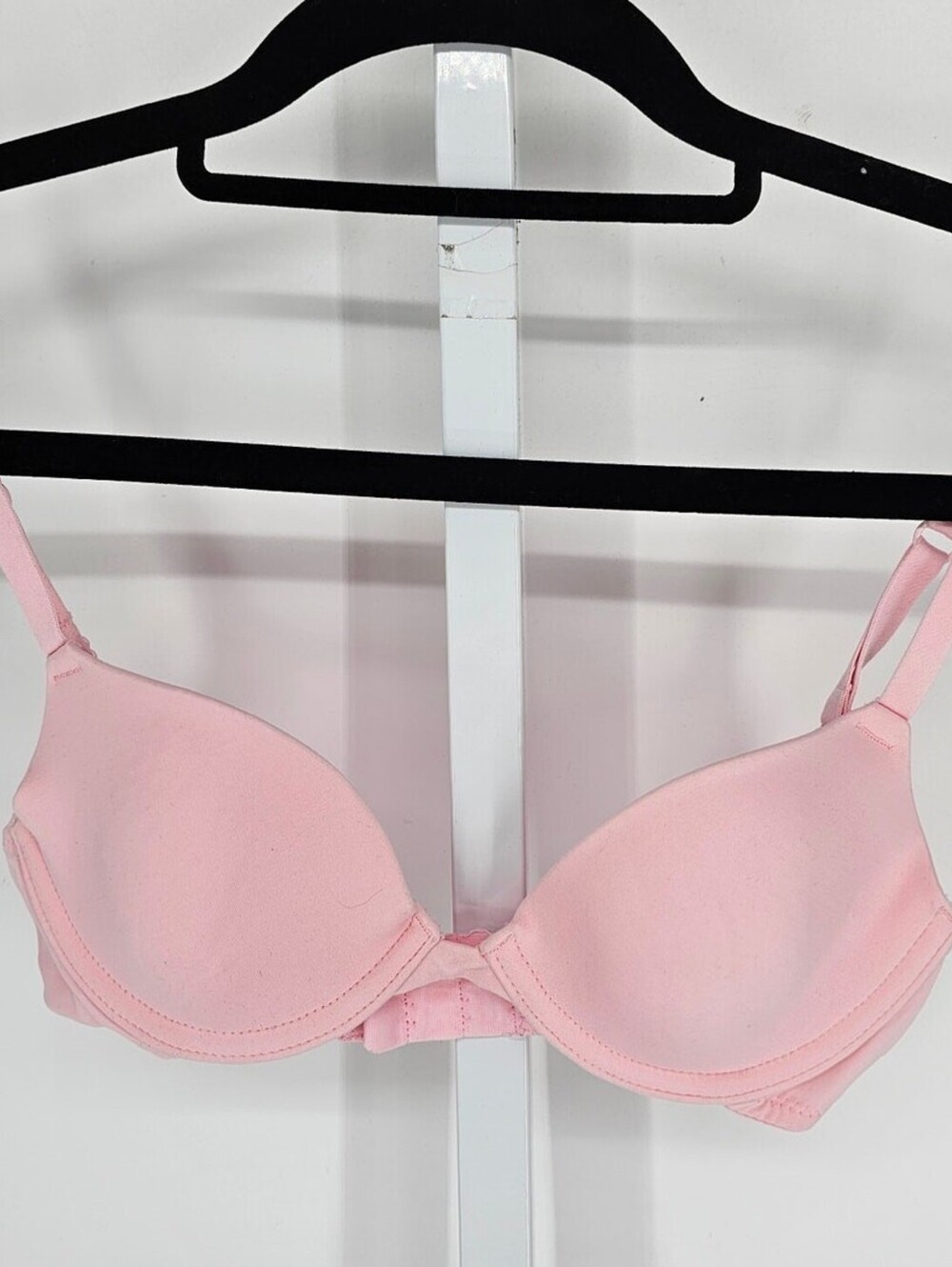 Flirtitude Womens Sz 32A My Favorite T Shirt Bra Light Pink